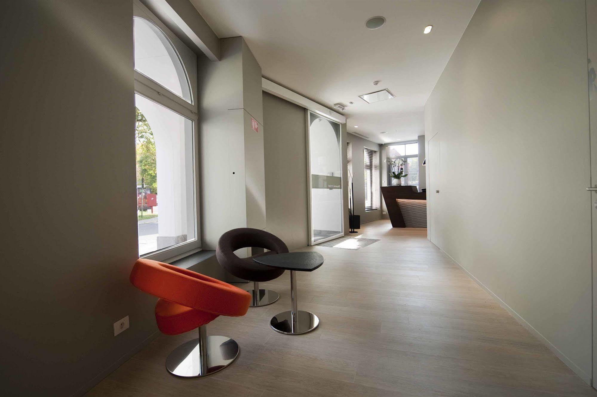 Square Hotel Kortrijk Exterior photo